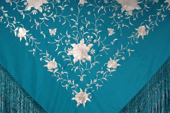 Mantón Bordado Máquina Turquesa