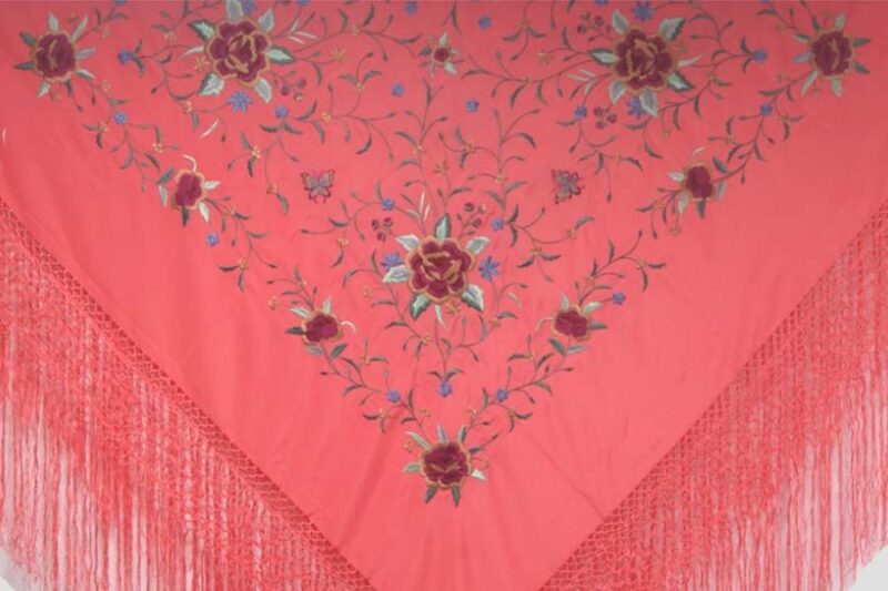 Mantón Bordado Máquina Coral