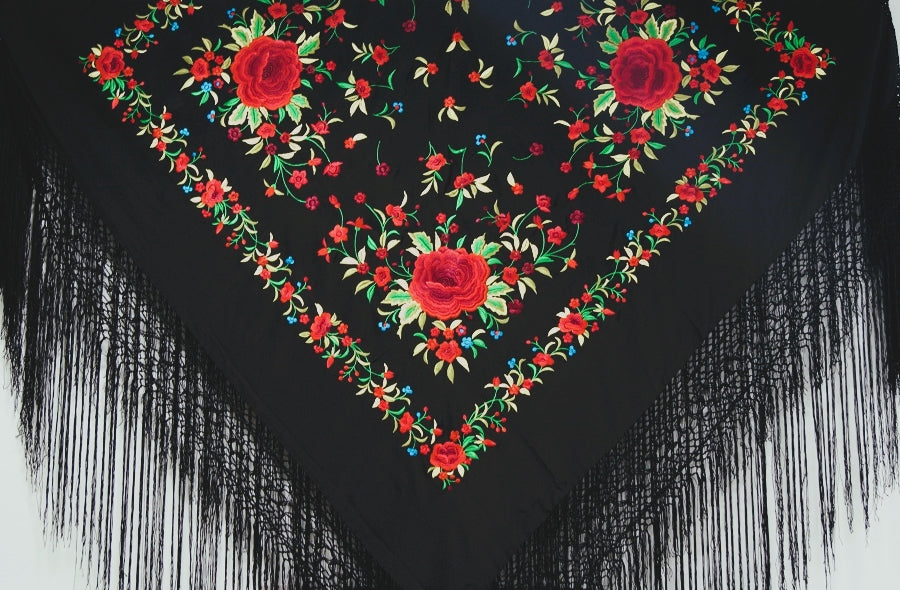 Mantón Bordado Máquina Negro - Rojo