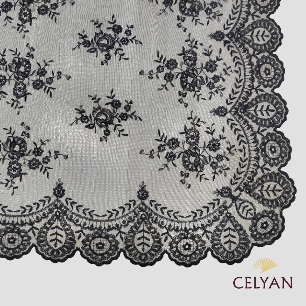 Mantilla Chantilly T 240