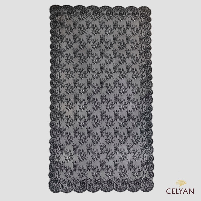 Mantilla Española Semiblonda P 96