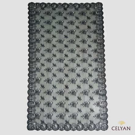 Mantilla Semi-Chantilly P 64