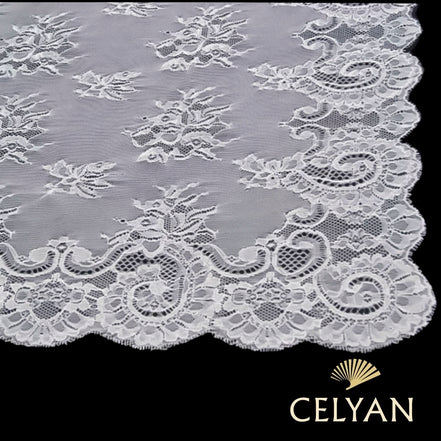 Mantilla Semi-Chantilly P 64