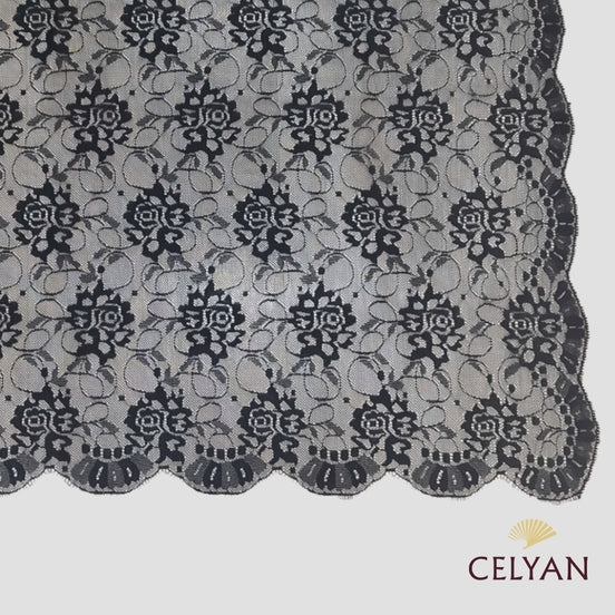 Mantilla Tradicional Blonda 700