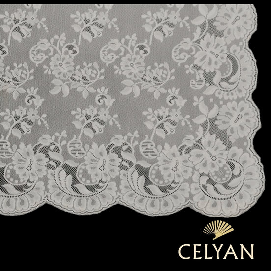 Mantilla Blonda P 444