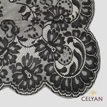 Mantilla Blonda P 444