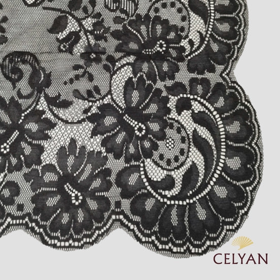 Mantilla Blonda P 444