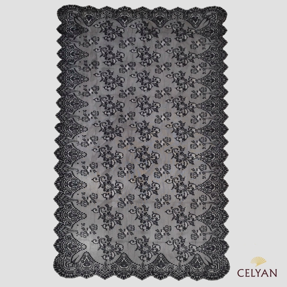 Mantilla Blonda P 66