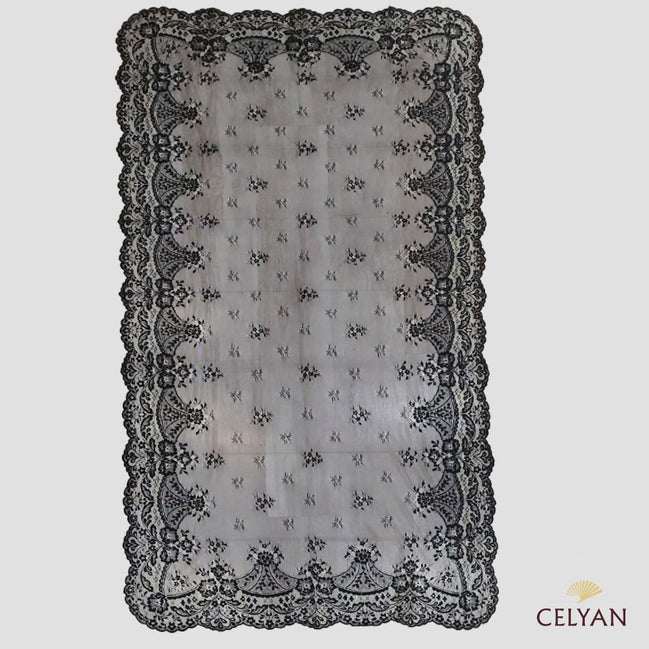 Mantilla Chantilly P 17