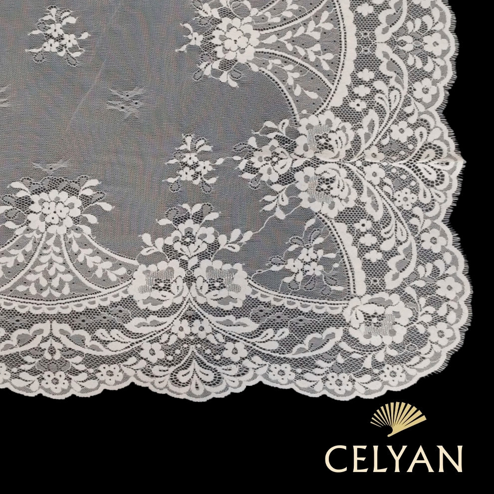 Mantilla Chantilly P 17
