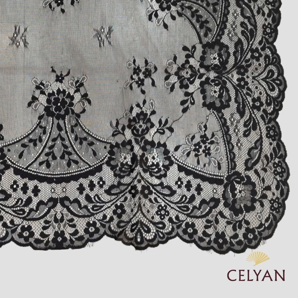 Mantilla Chantilly P 17