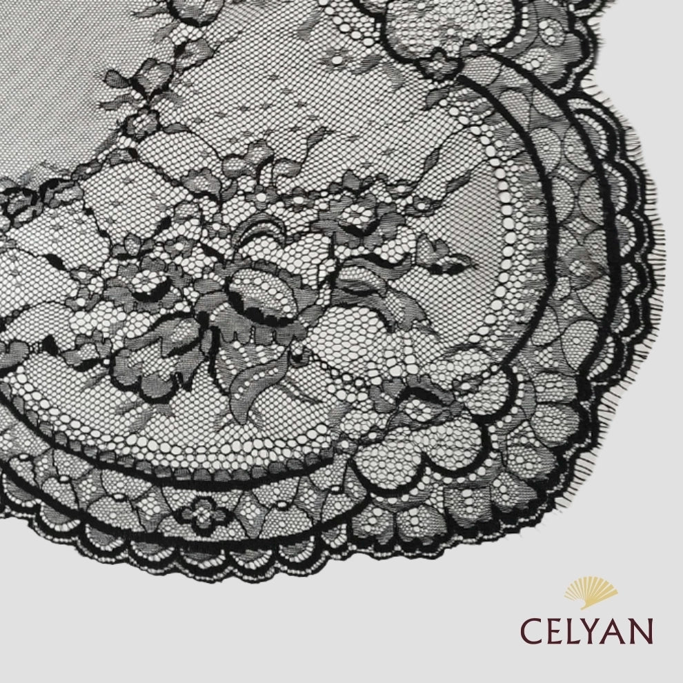 Mantilla Chantilly Pe 12