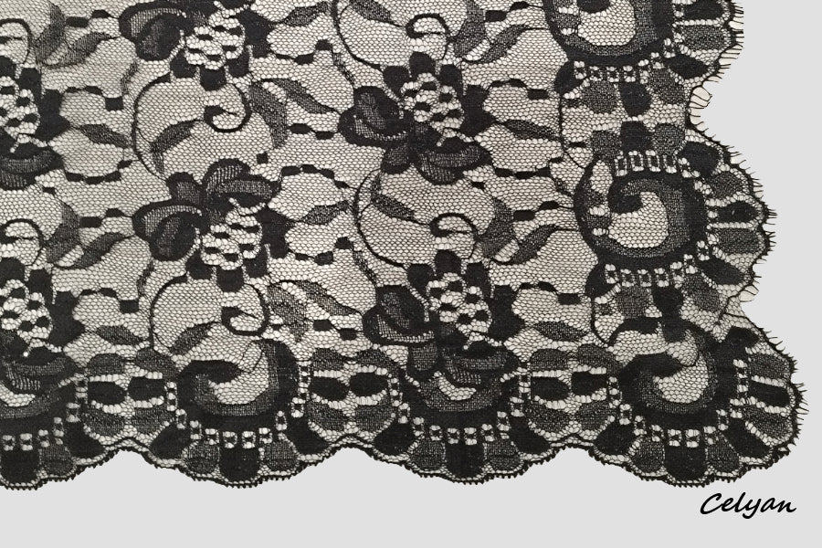 Mantilla Española O31A