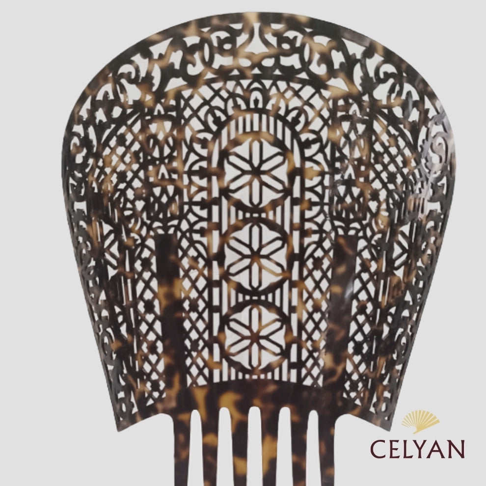 Peina Mantilla Concha P 348 1