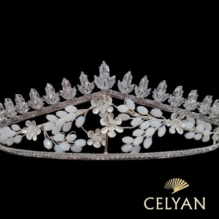 Tiara Novia Julia J 940