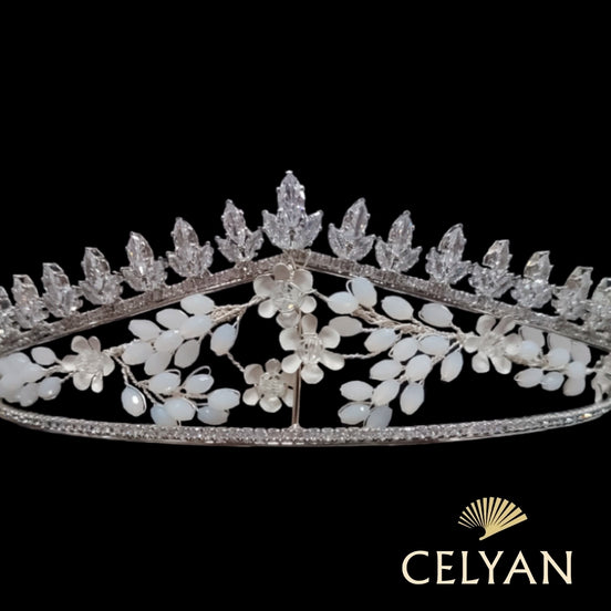 Tiara Novia Julia J 940