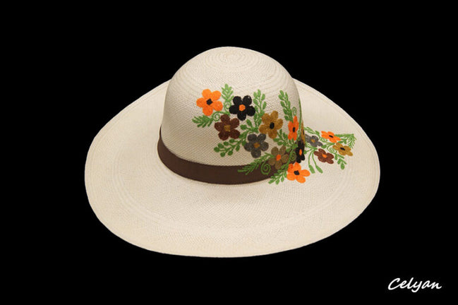 Pamela Panamá Bordada