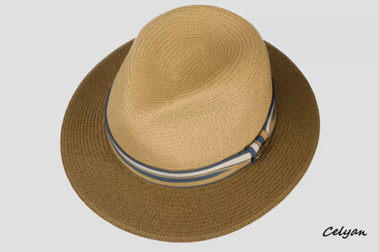 Traveller Toyo Stetson
